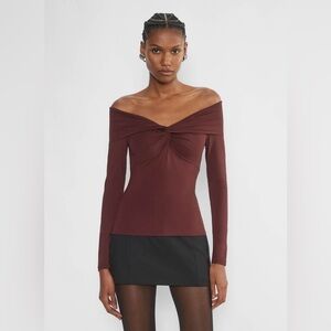 NWT Aritzia Contour Twist Off-shoulder Longsleeve